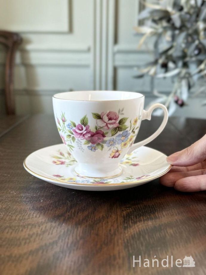 アンティークのカップ&ソーサー