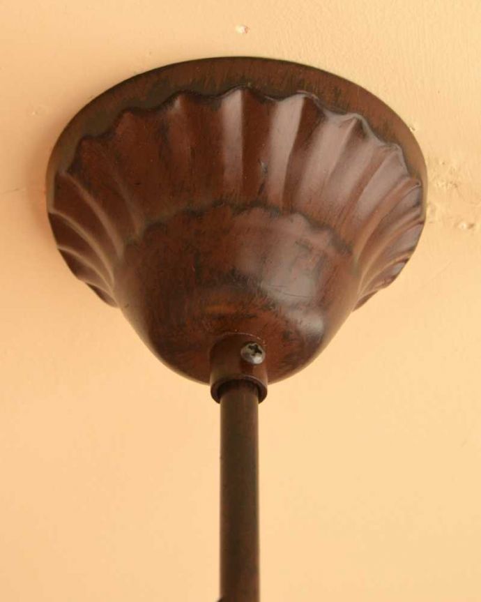 シャンデリア 照明・ライティング 気軽に使えるアンティーク風のシャンデリア(6灯)(E12電球付) 。カバーも付いています。(cr-525)