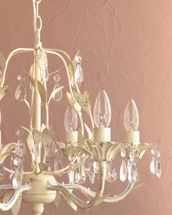 シャンデリア　照明・ライティング　手軽に使えるアクリルガラスがキレイなアンティーク風シャンデリア(6灯)（Ｅ12電球付）。。(cr-501)