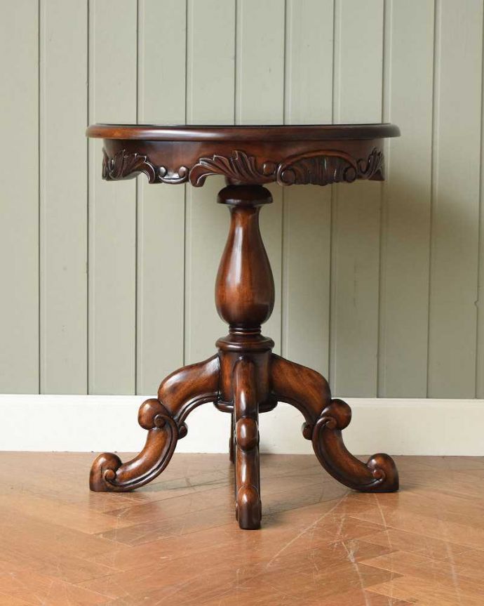 オケージョナルテーブルの側面