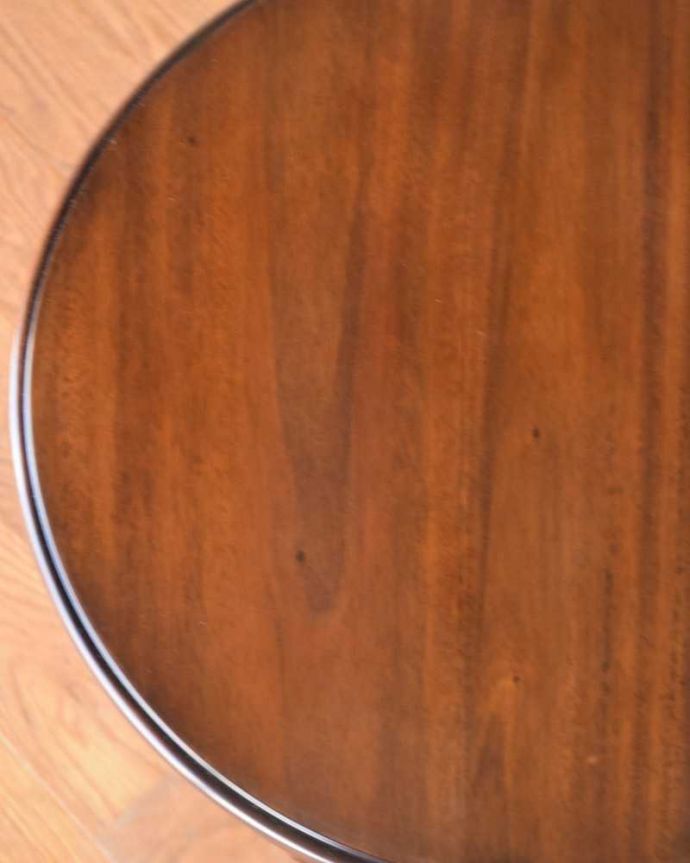 サイドテーブルの天板