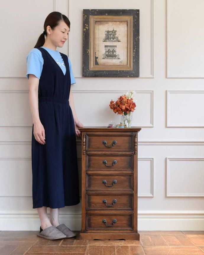 アンティーク風のスモールチェスト（5段）(y-117-f)｜アンティーク風