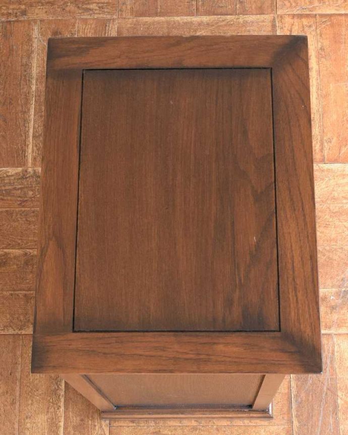 アンティーク風家具の天板