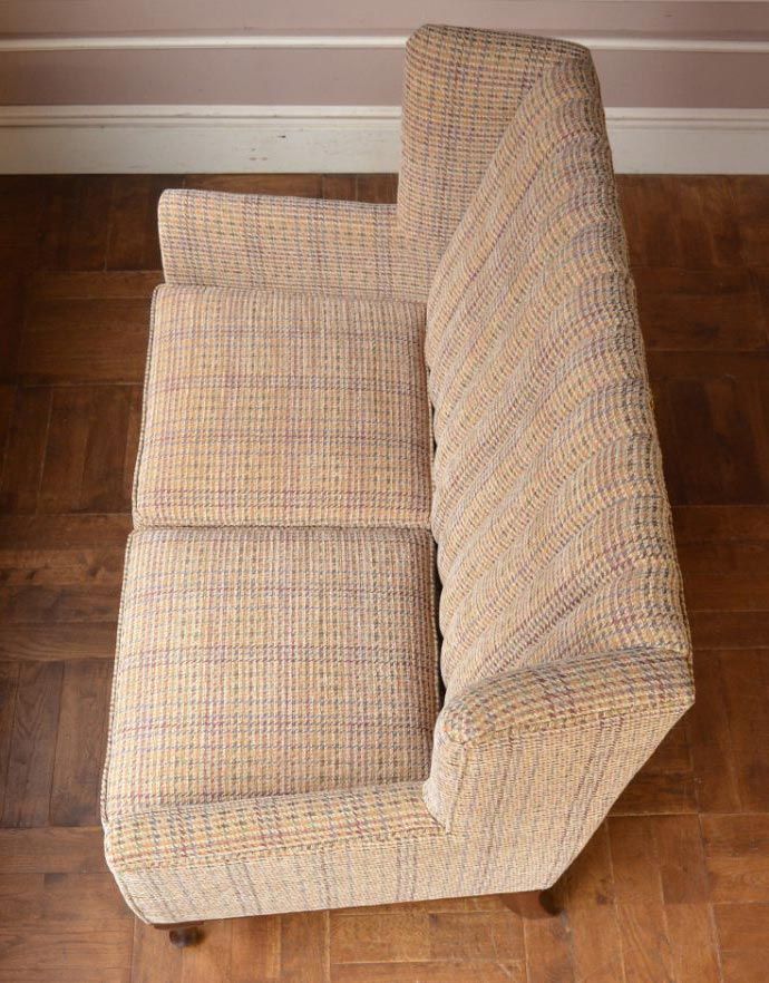 アンティーク風の椅子 アンティーク風 グレンチェックがとってもオシャレなOldCharmの二人掛けアンティーク風ソファ。取り外しできる座面ゆったりと時間が過ごせる座面は取り外せるんです。(y-134-c)