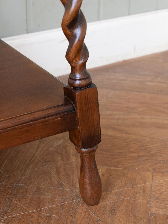 アンティーク家具の脚