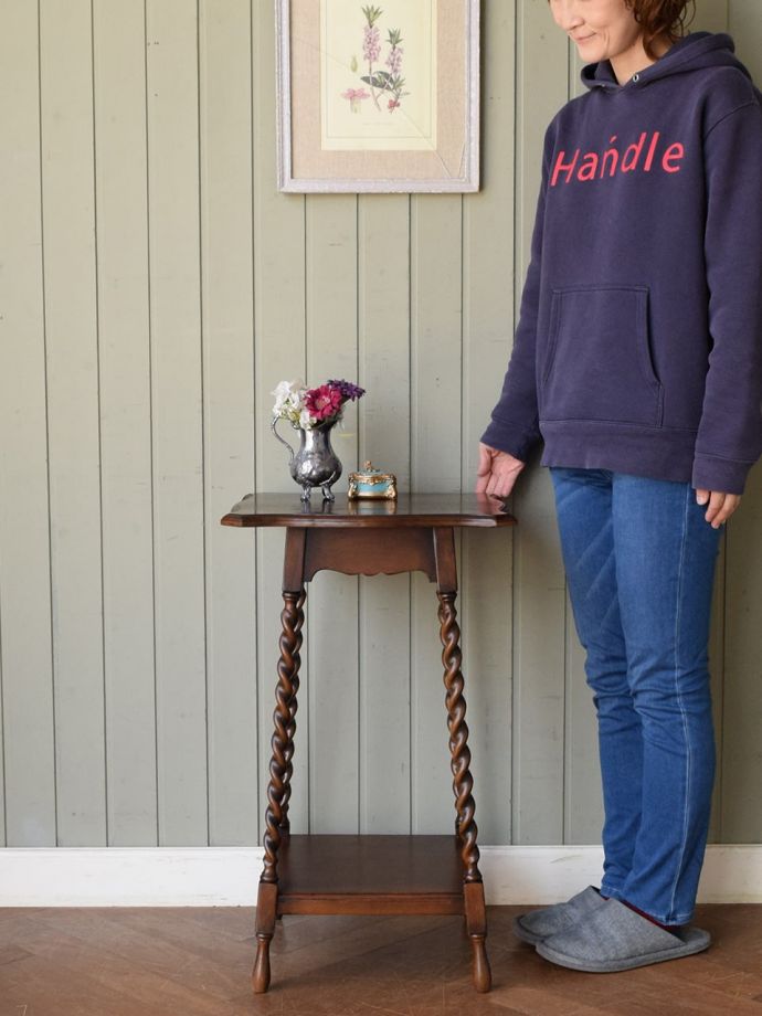 アンティークのプランツスタンド