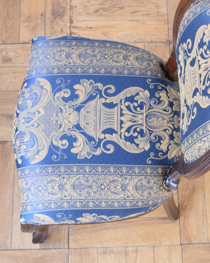 アンティーク風チェアの座面