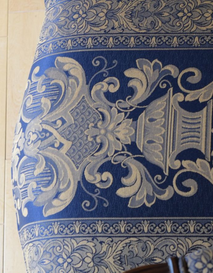 アンティーク風チェアの生地