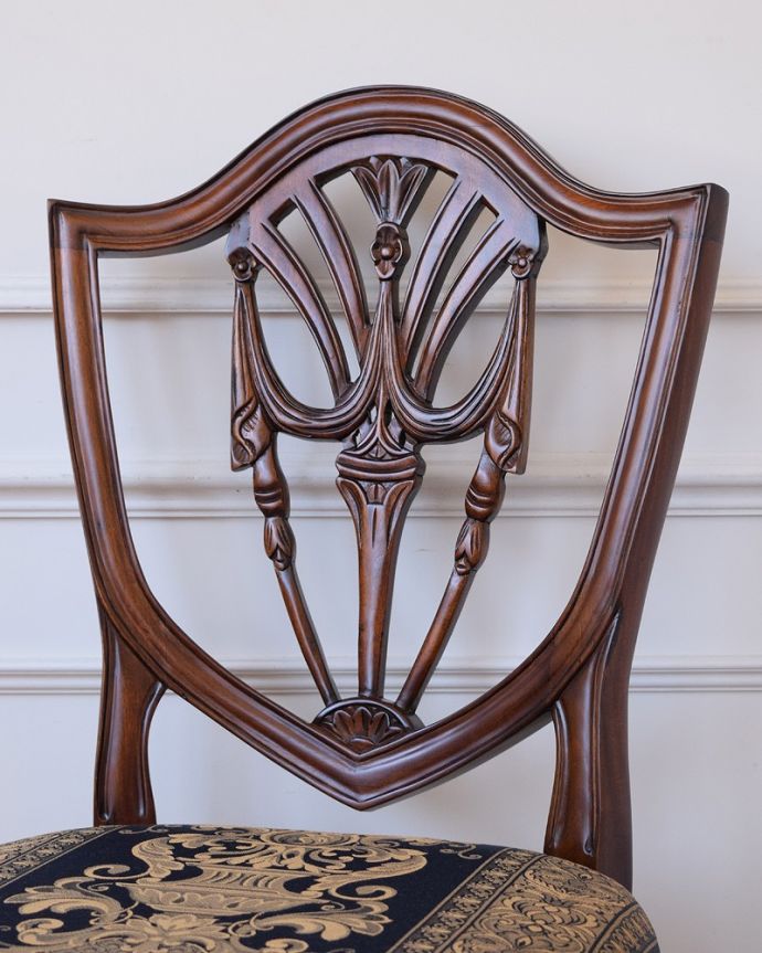 おしゃれなアンティーク風チェア