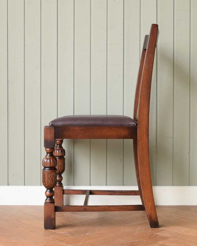 アンティーク調の横顔