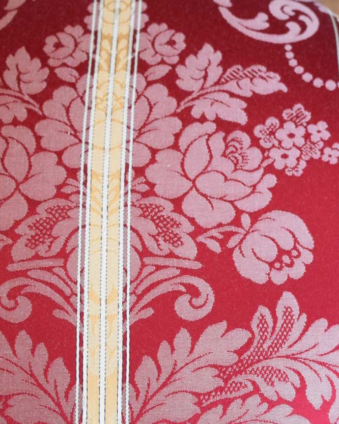 アンティーク調スツールの生地