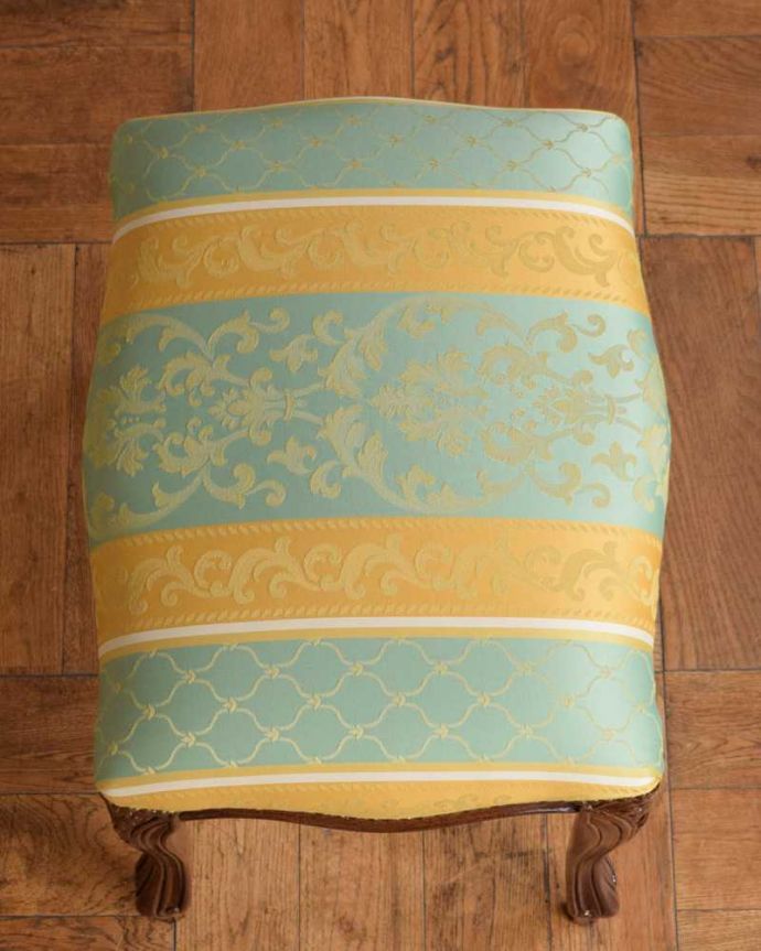 アンティーク調椅子の座面