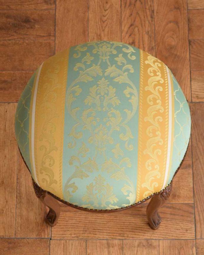アンティーク調椅子の座面