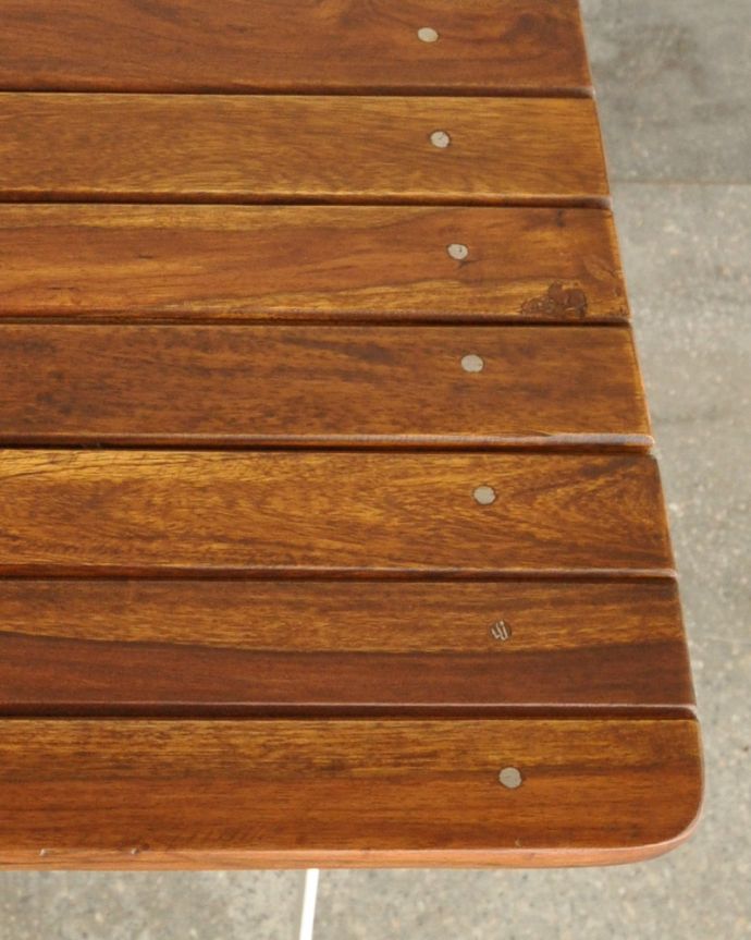 近づいてみると・・・