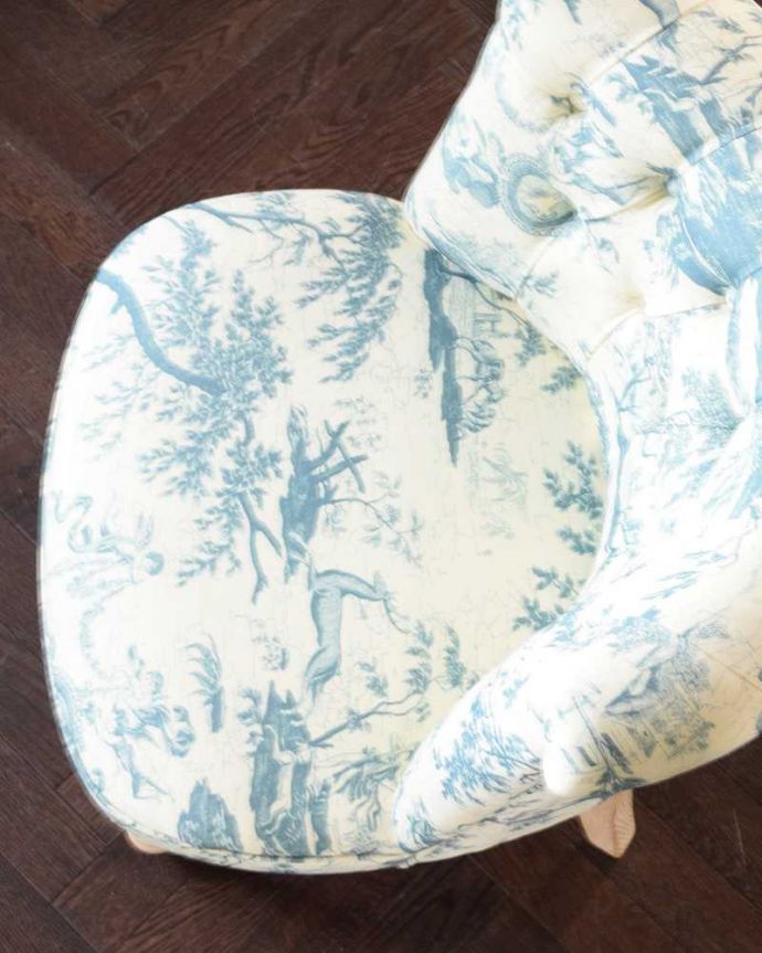 リビングチェアの座面