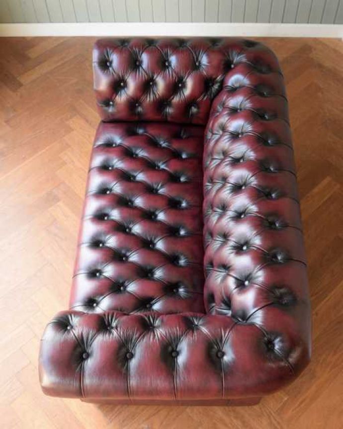 アンティーク調ソファの座面