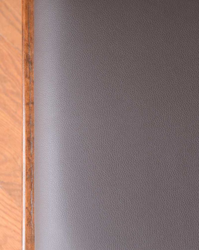 アンティーク風チェアの生地