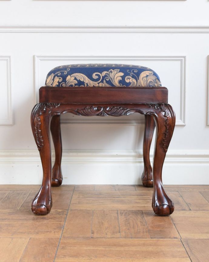 スツールの側面