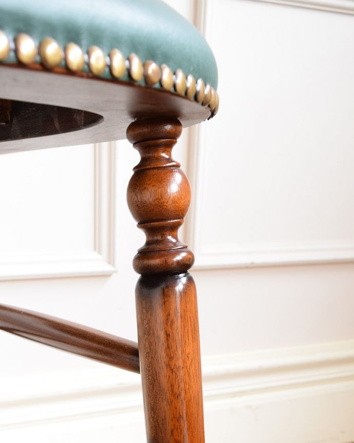 アンティーク調の彫