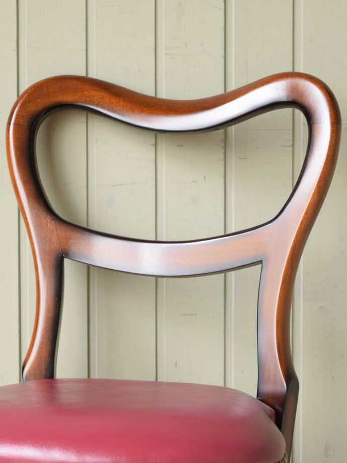 おしゃれなアンティーク風チェア