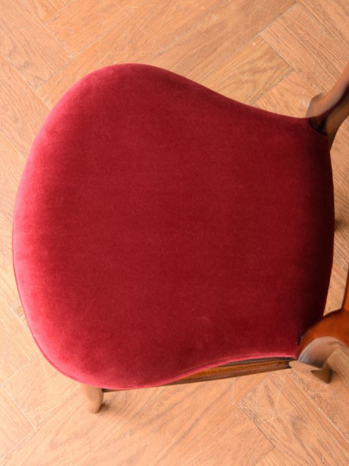 アンティーク風チェアの座面