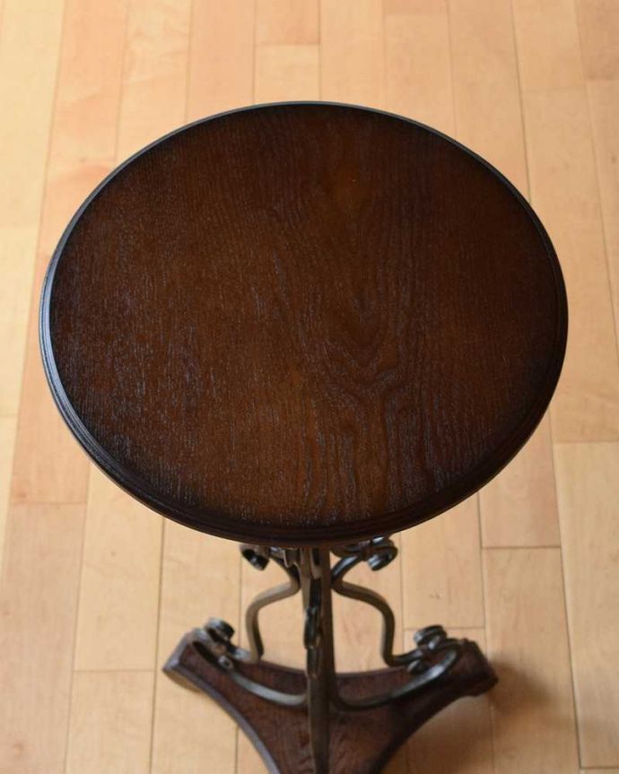 アンティーク風フラワースタンドの天板