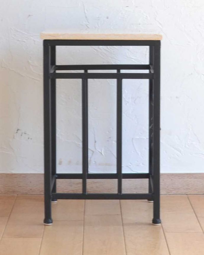 後ろ姿も見て下さい