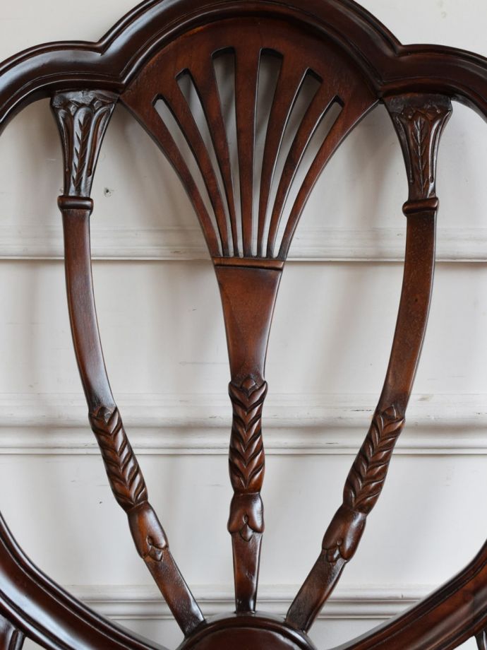 アンティーク風チェアの装飾