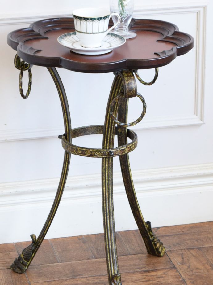 おしゃれなサイドテーブル