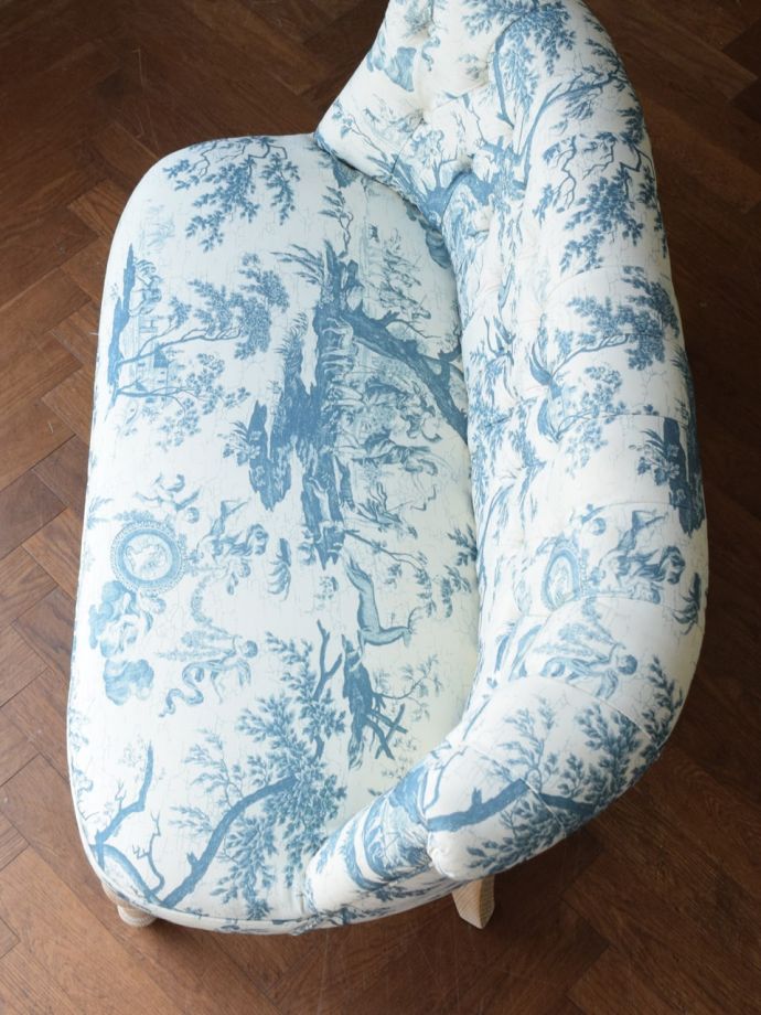 リビングチェアの座面