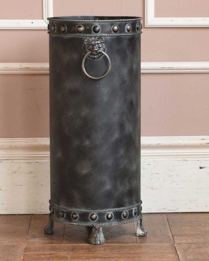 傘立ての反対側