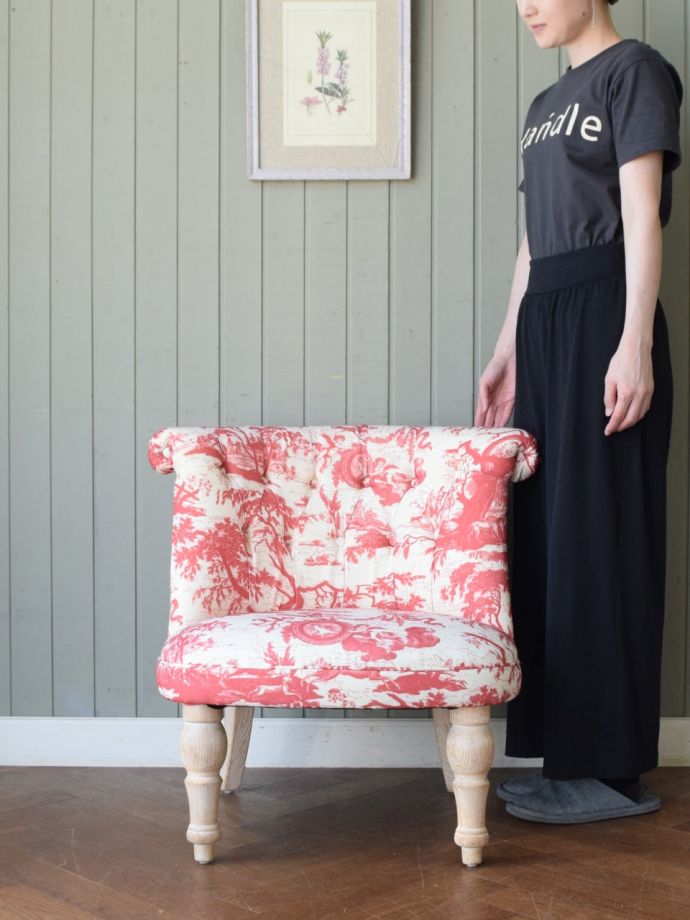 フランスアンティーク風の椅子