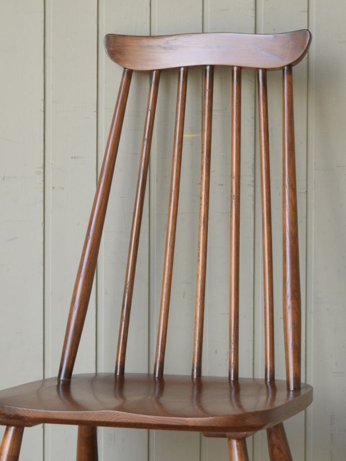 おしゃれなアンティーク風チェア