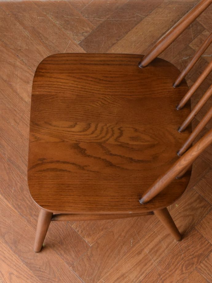 アンティーク風チェアの座面