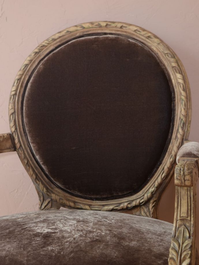 おしゃれなアンティーク風チェア