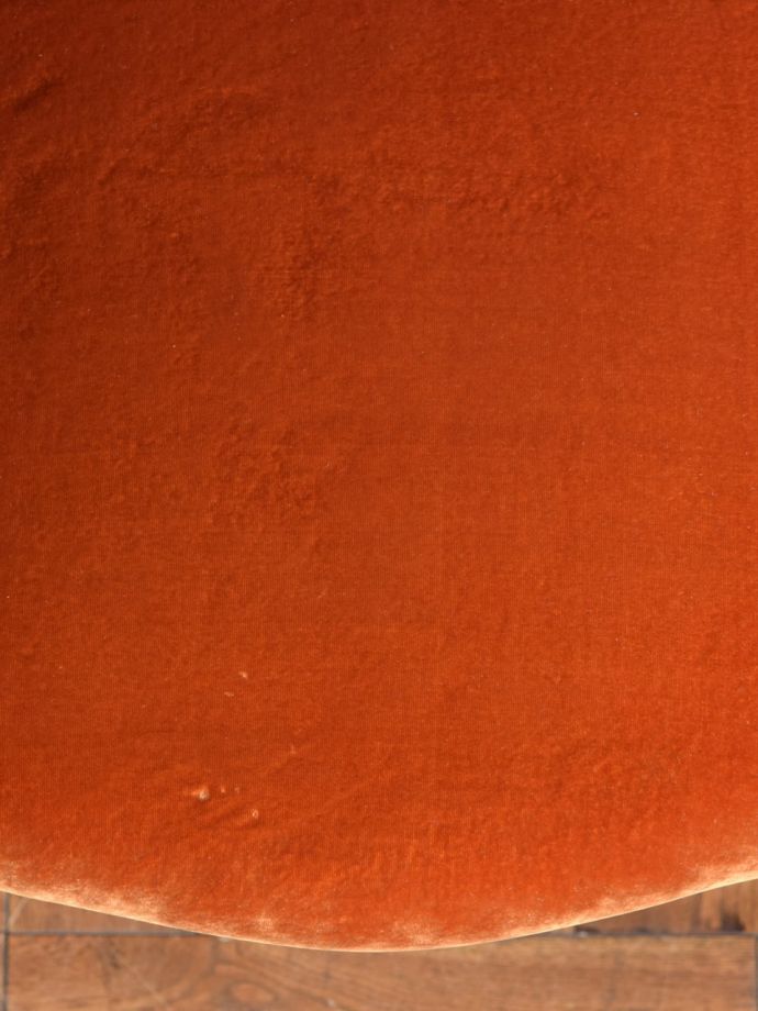 アンティーク風チェアの生地