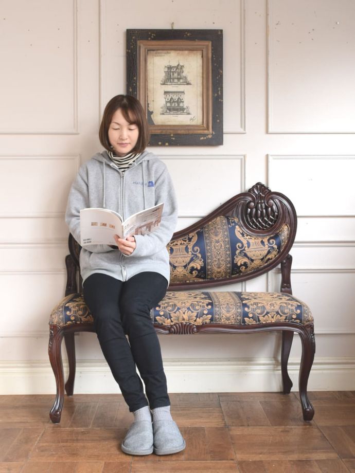 おしゃれな2人掛けのベンチ