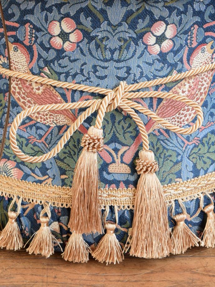 ジェニファーテイラーのスツール