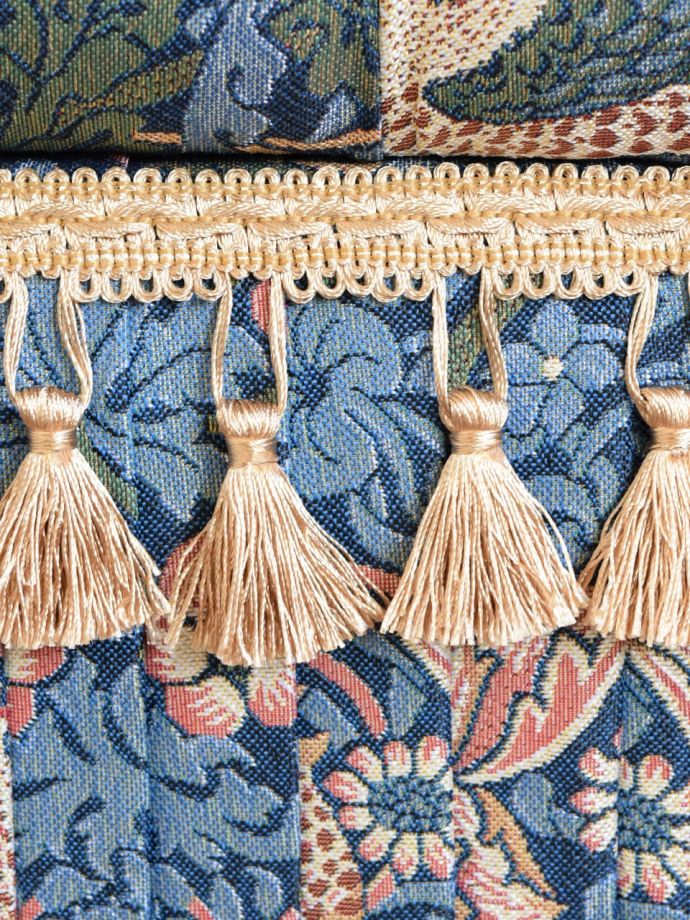 ウィリアムモリスのいちご泥棒風デザイン