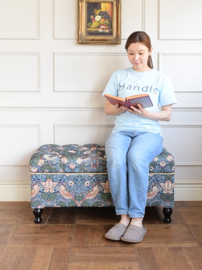 おしゃれなアンティーク風ベンチ