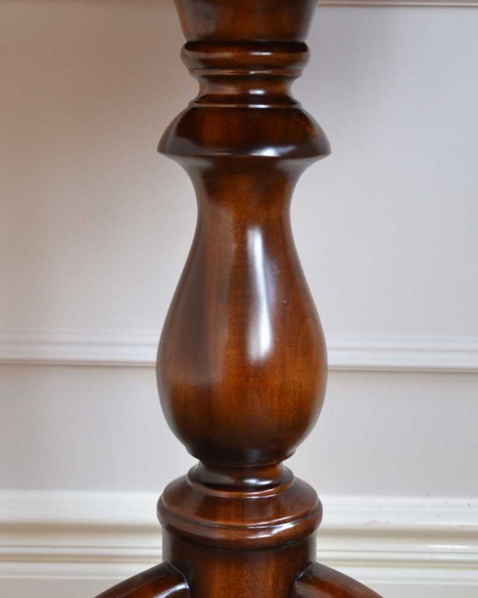 サイドテーブルの装飾