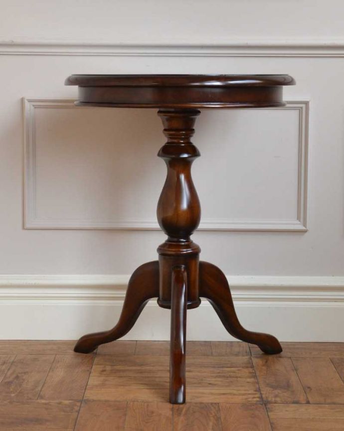 オケージョナルテーブルの側面