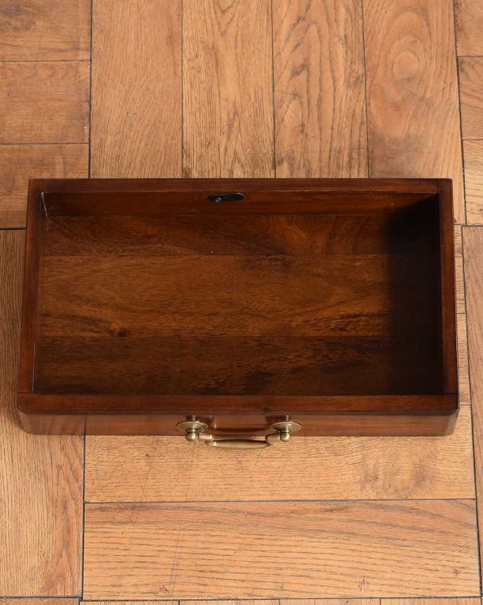 コンソールテーブルの引き出し