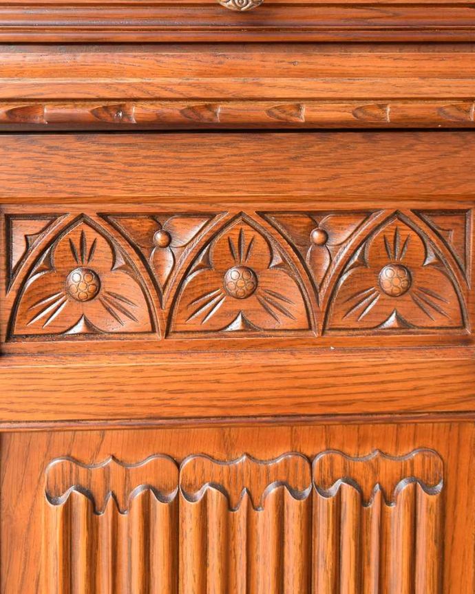 キャビネットの装飾