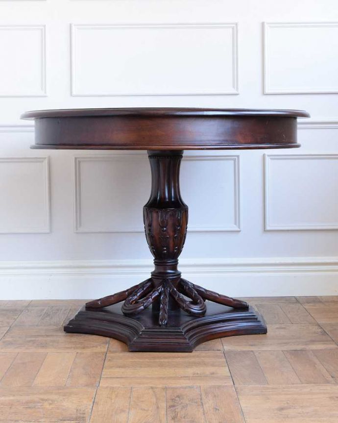 テーブルの側面