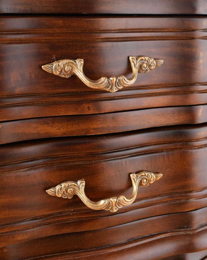 アンティーク風家具の取っ手