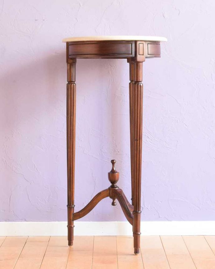 プランツスタンドの横