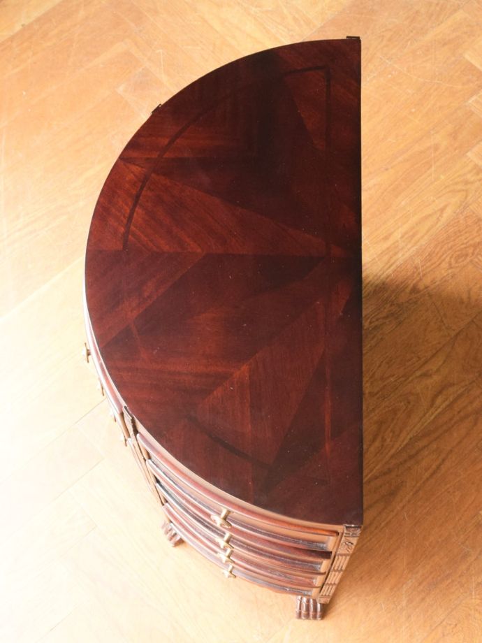 アンティーク風家具の天板