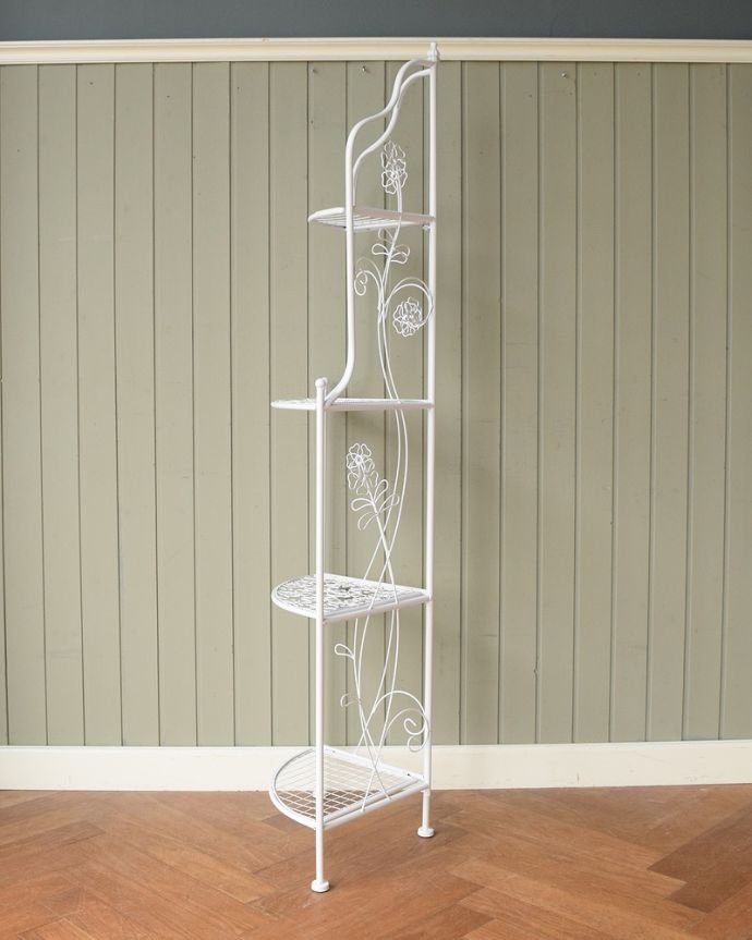 コーナー用 アンティーク風 お花模様が華やかなコーナー用アンティーク風プランタースタンド(折り畳み式)。横から見ると・・・見る角度によって見え方が違います。(y-304-f)