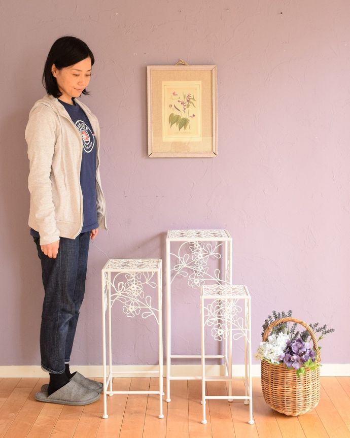 アンティーク風のフラワースタンド